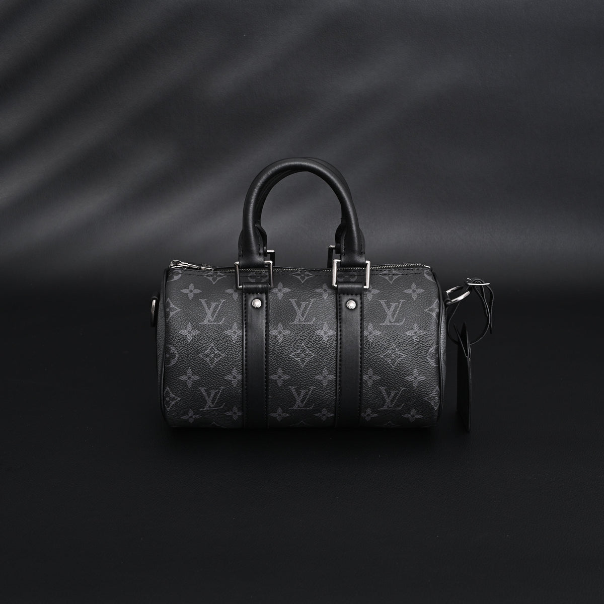 Louis Vuitton Keepall Bandoulière 50 – Monogram Eclipse Canvas