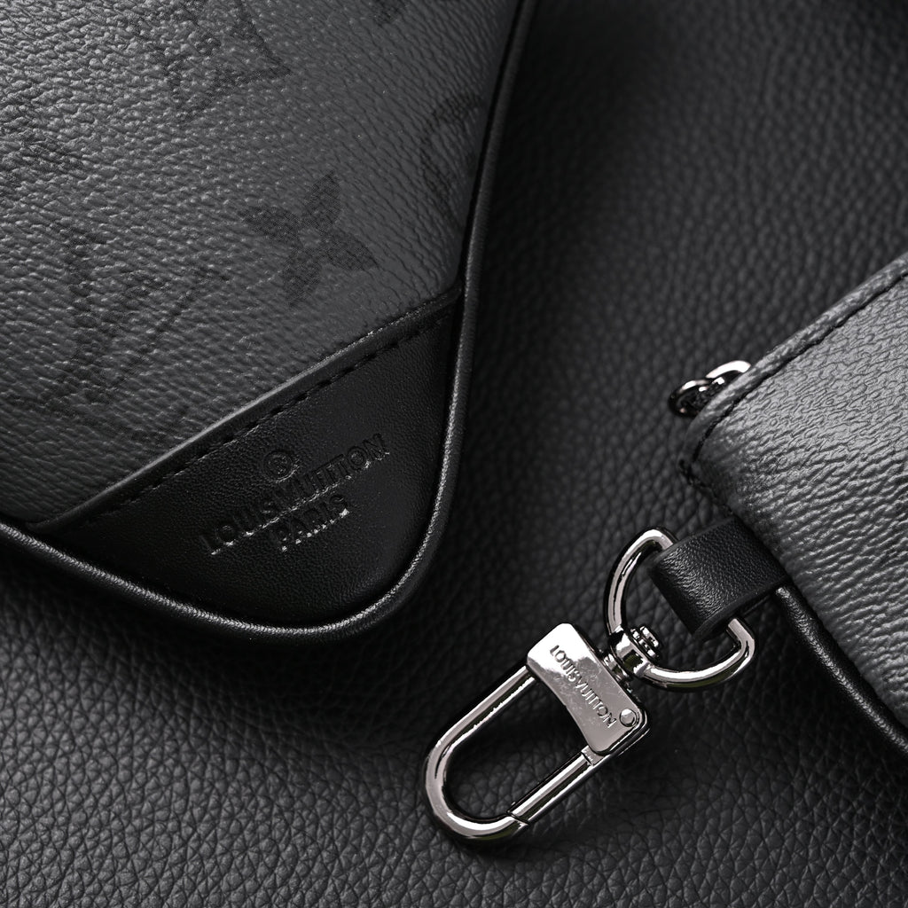 Louis Vuitton Discovery Pochette MM – Monogram Eclipse