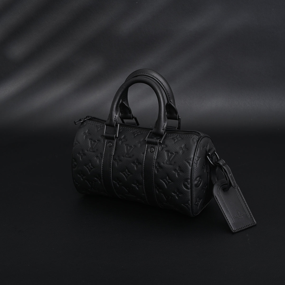 Louis Vuitton Keepall Bandoulière 50 – Monogram Shadow Black Leather